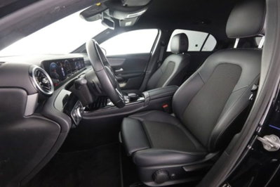 Mercedes-Benz Classe A 180 d Automatic Sport (2)