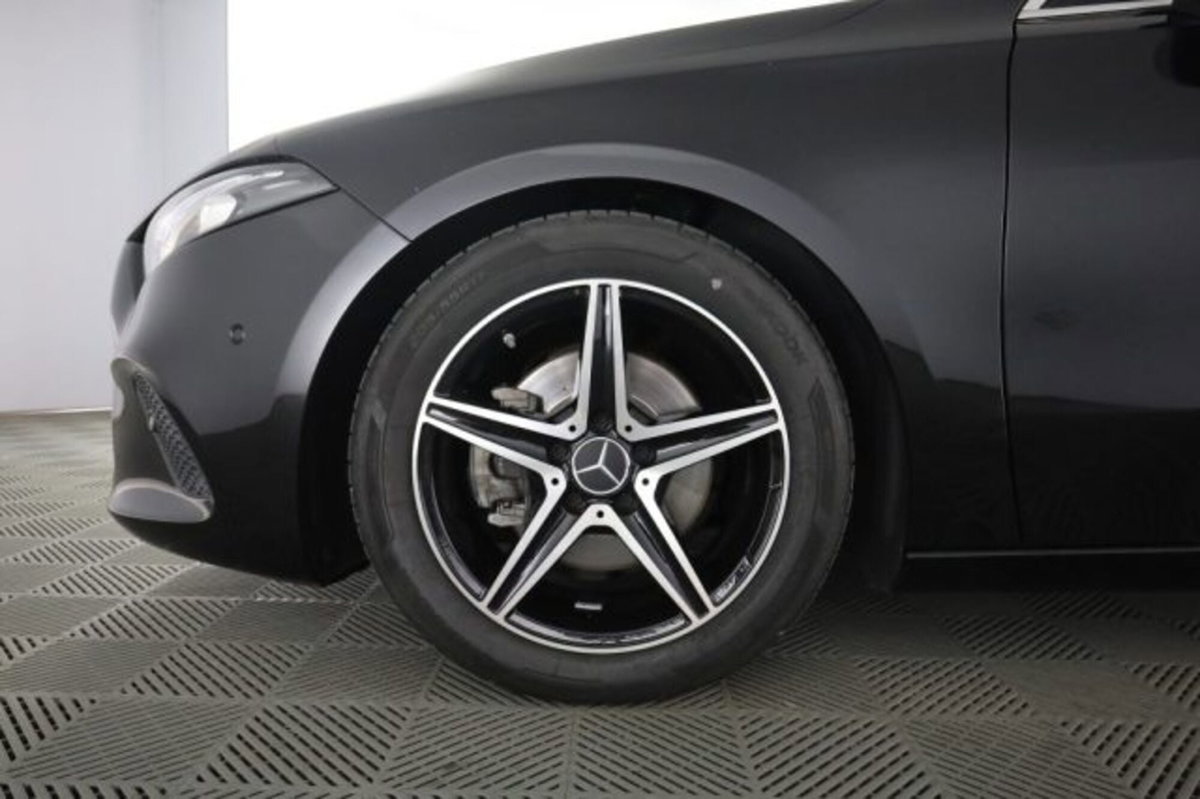 Mercedes-Benz Classe A 180 d Automatic Sport (8)