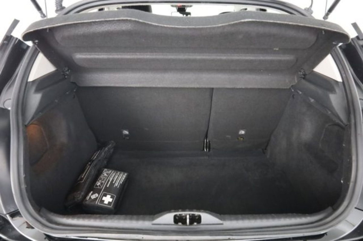 Citroen C3 PureTech 83 S&S Shine (6)