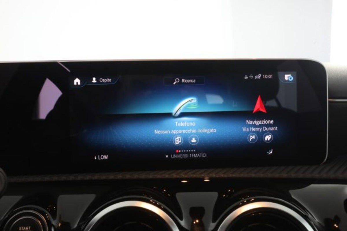 Mercedes-Benz Classe A 180 d Automatic Business (11)