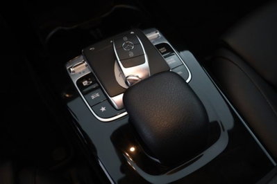 Mercedes-Benz Classe A 180 d Automatic Business (14)