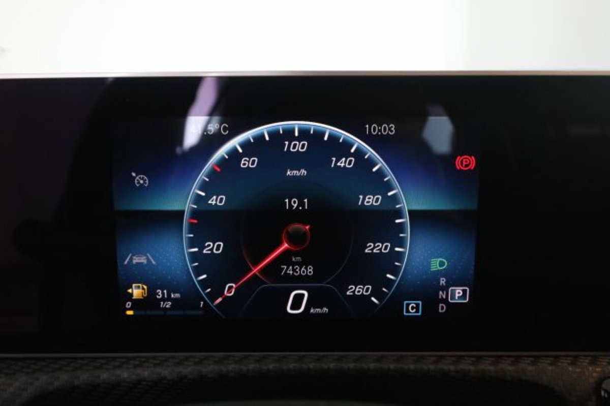 Mercedes-Benz Classe A 180 d Automatic Business (7)