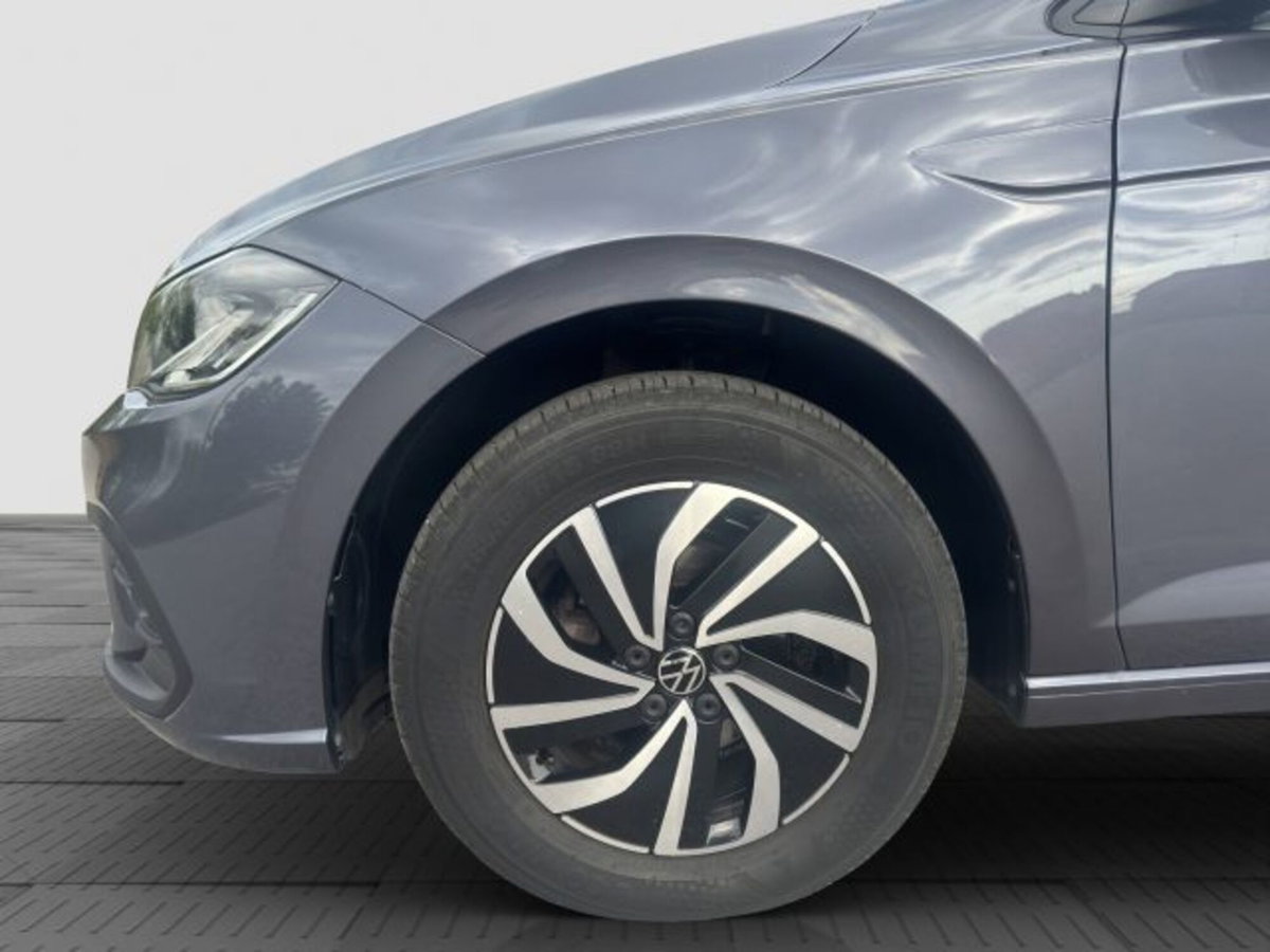 Volkswagen Polo 1.0 tsi Life 95cv dsg (15)