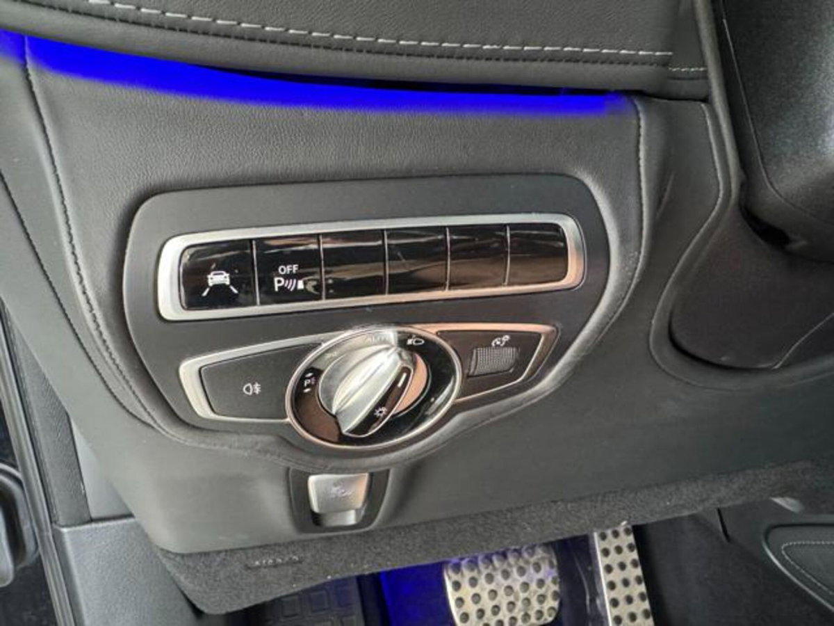 Mercedes-Benz Classe G 400 d AMG Line (4)
