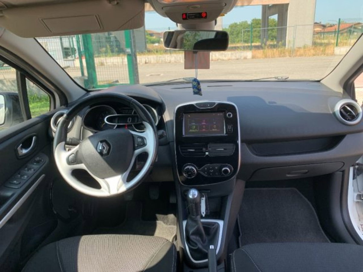 Renault Clio 1.5 dCi 8V 75CV Start&Stop 5 porte Duel (10)