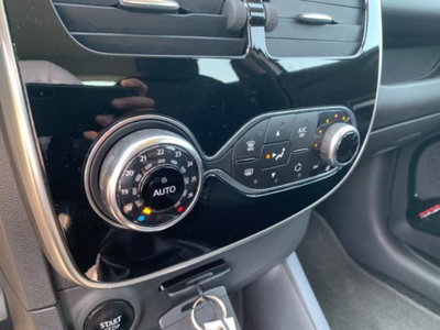 Renault Clio 1.5 dCi 8V 75CV Start&Stop 5 porte Duel (13)