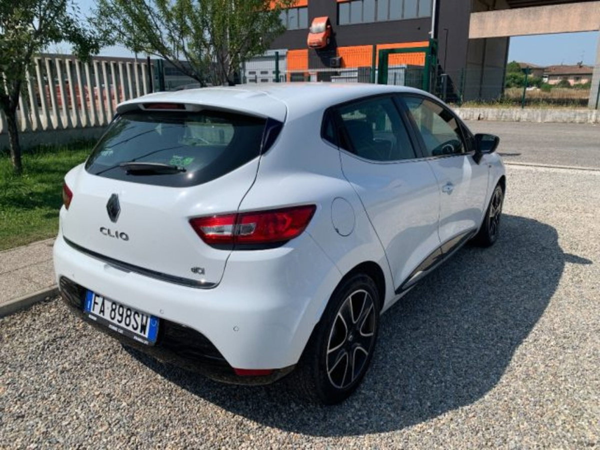 Renault Clio 1.5 dCi 8V 75CV Start&Stop 5 porte Duel (5)