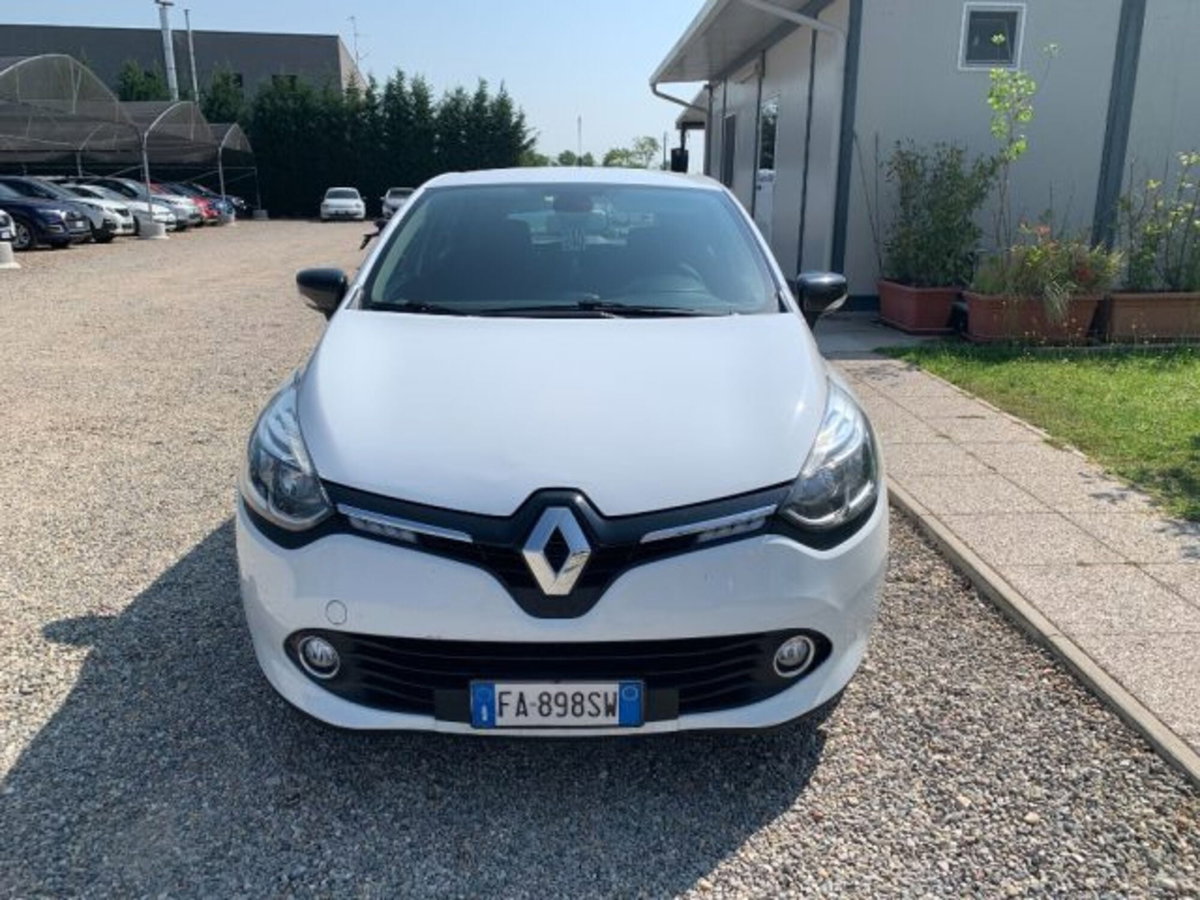 Renault Clio 1.5 dCi 8V 75CV Start&Stop 5 porte Duel (8)