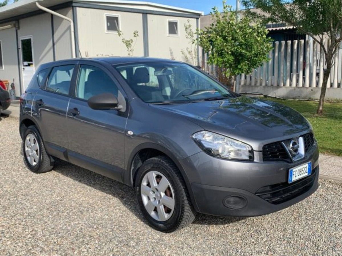 Nissan Qashqai 1.6 16V Visia (3)