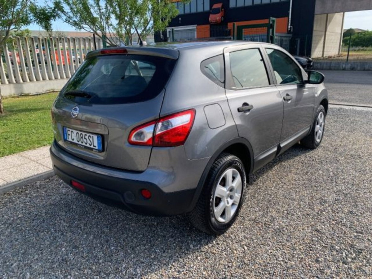 Nissan Qashqai 1.6 16V Visia (5)