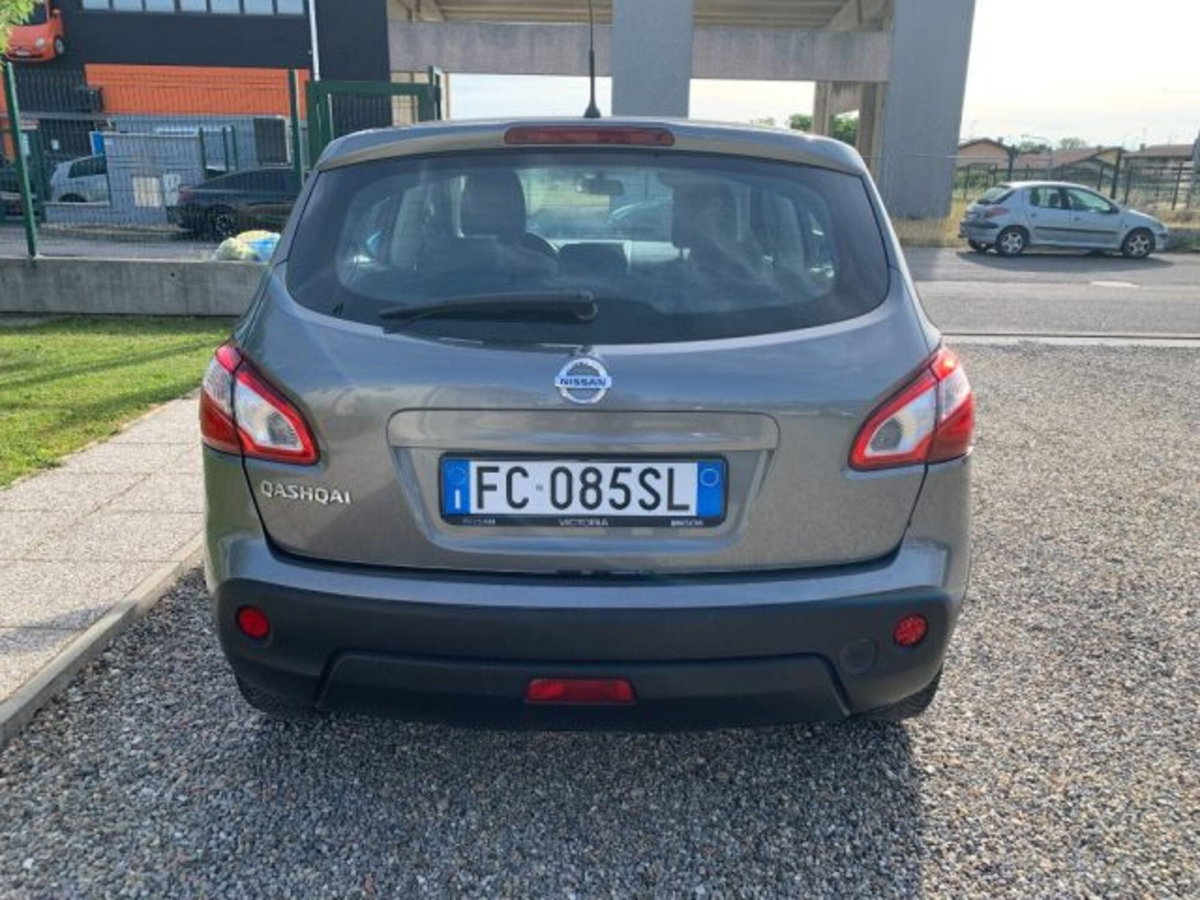 Nissan Qashqai 1.6 16V Visia (6)