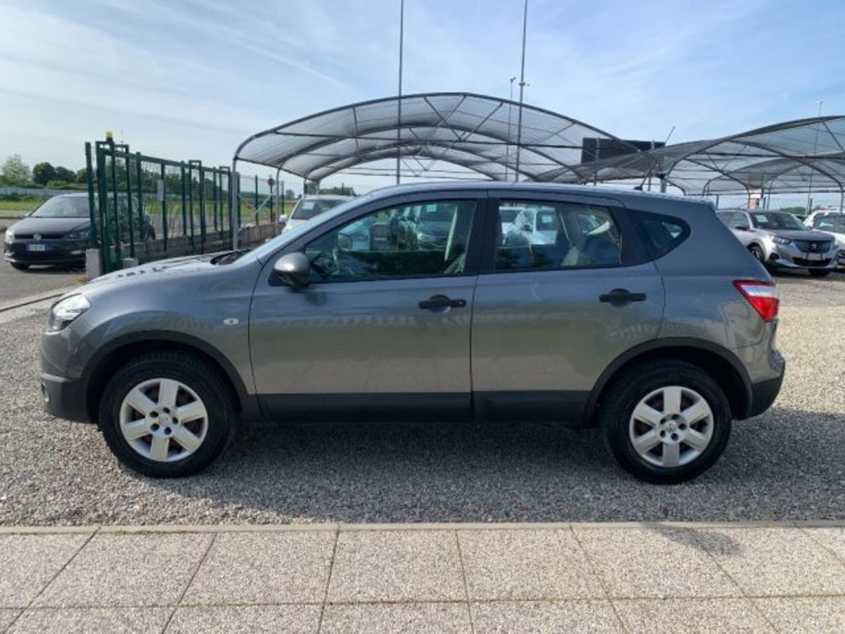 Nissan Qashqai 1.6 16V Visia (8)