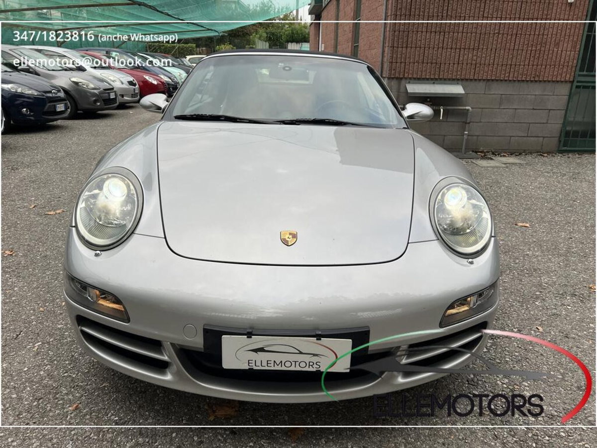 Porsche 911 Cabrio Carrera 4S (2)