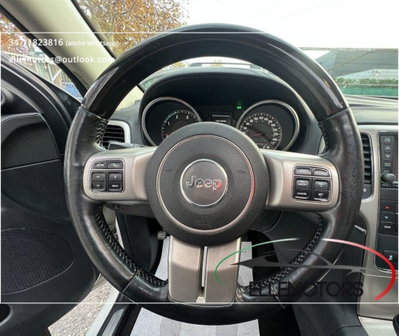 Jeep Grand Cherokee 3.0 CRD 241 CV Overland (9)