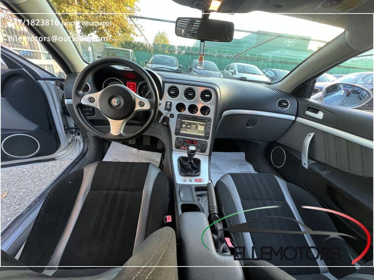 Alfa Romeo Brera 2.4 JTDm 20V (13)