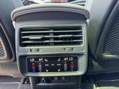 Audi SQ8 4.0 tfsi sport attitude quattro tiptronic (13)