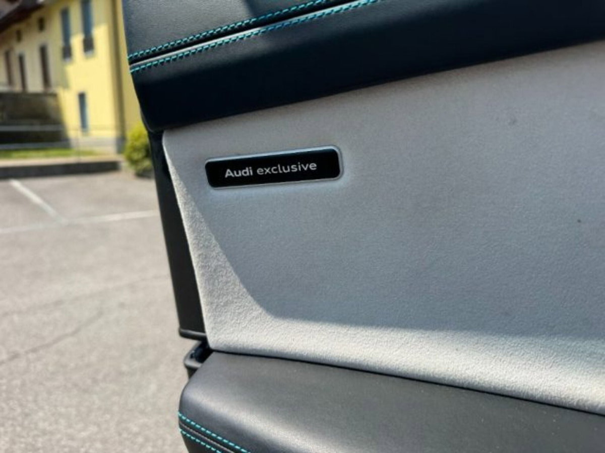 Audi SQ8 4.0 tfsi sport attitude quattro tiptronic (19)