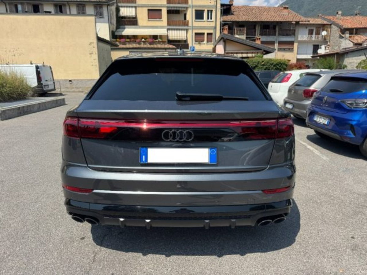 Audi SQ8 4.0 tfsi sport attitude quattro tiptronic (9)