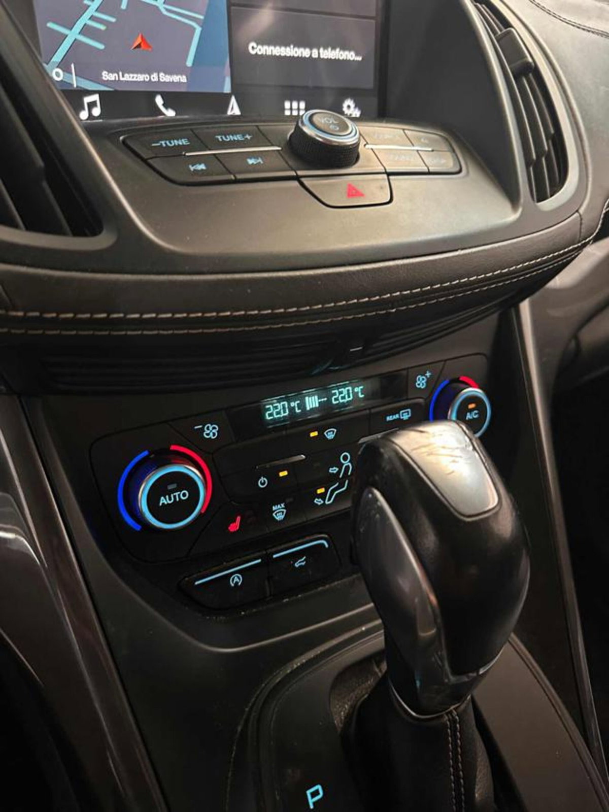 Ford Kuga 2.0 TDCI 150 CV S&S 4WD Powershift Vignale (20)