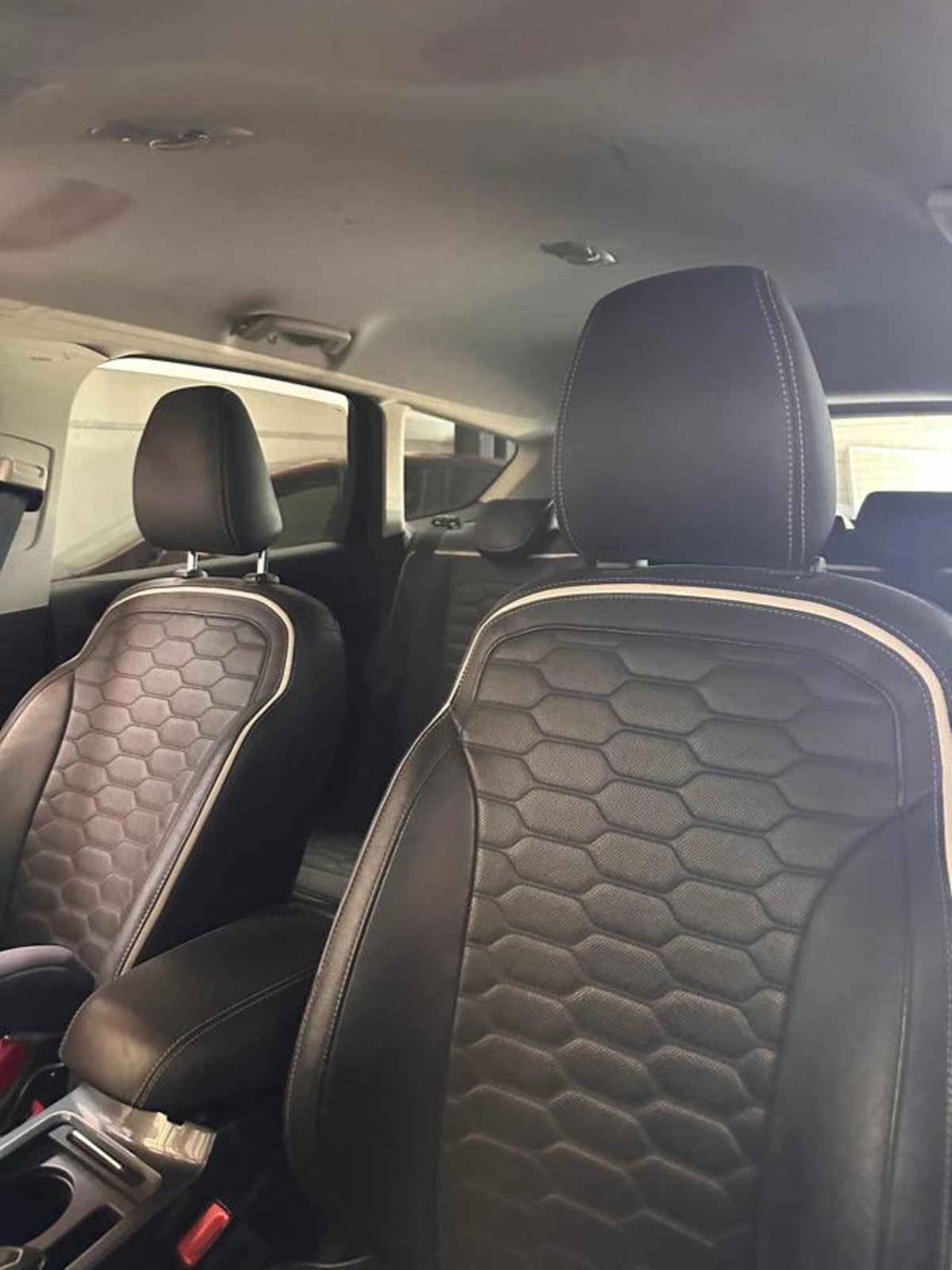 Ford Kuga 2.0 TDCI 150 CV S&S 4WD Powershift Vignale (5)