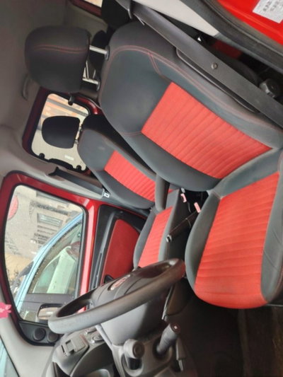 Fiat Qubo 1.3 MJT 95 CV Trekking (11)