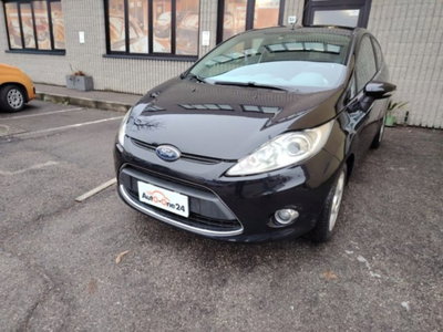 Ford Fiesta 1.4 TDCi 70CV 3 porte Titanium (2)