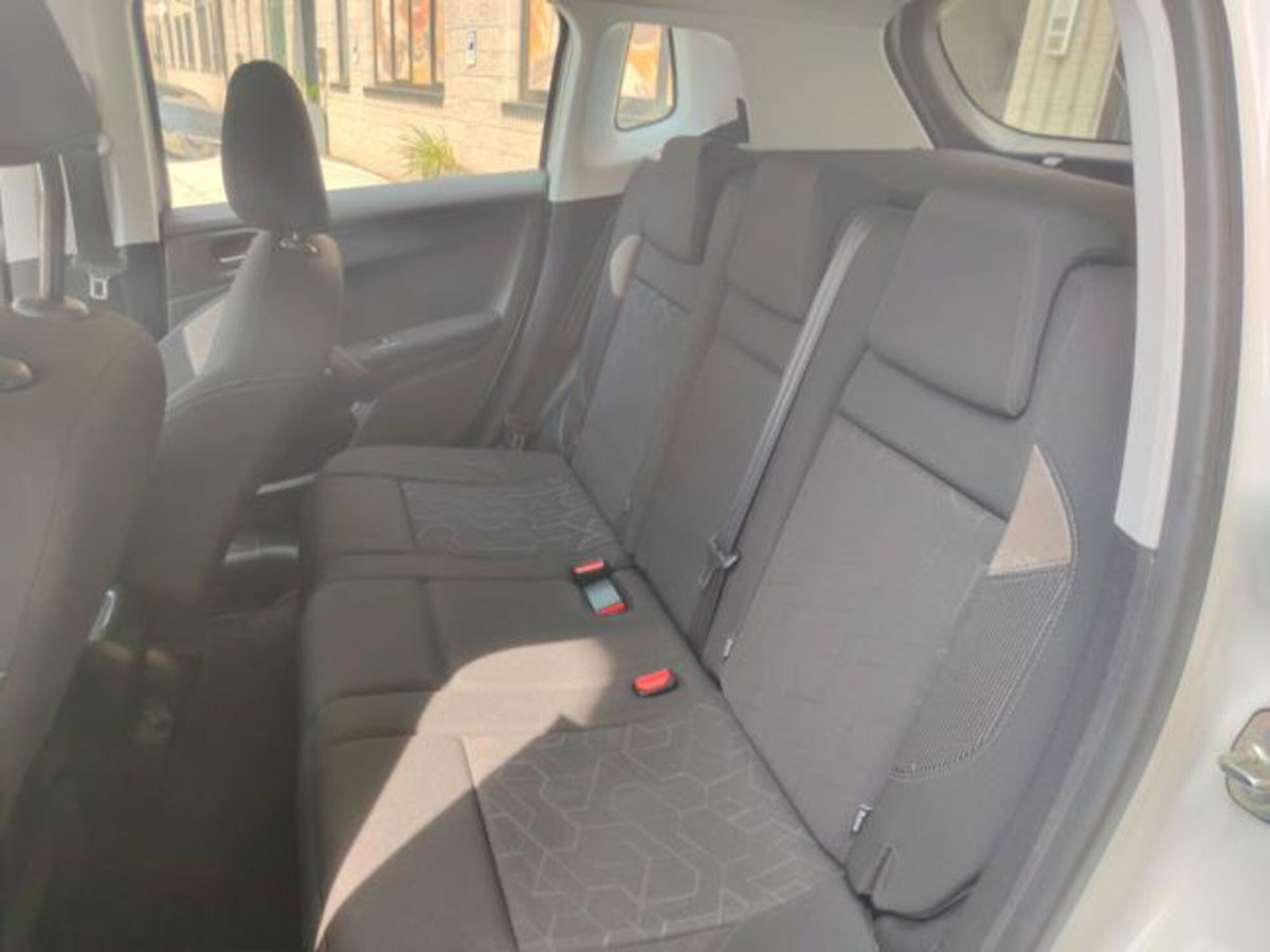 Peugeot 2008 82 Allure (17)