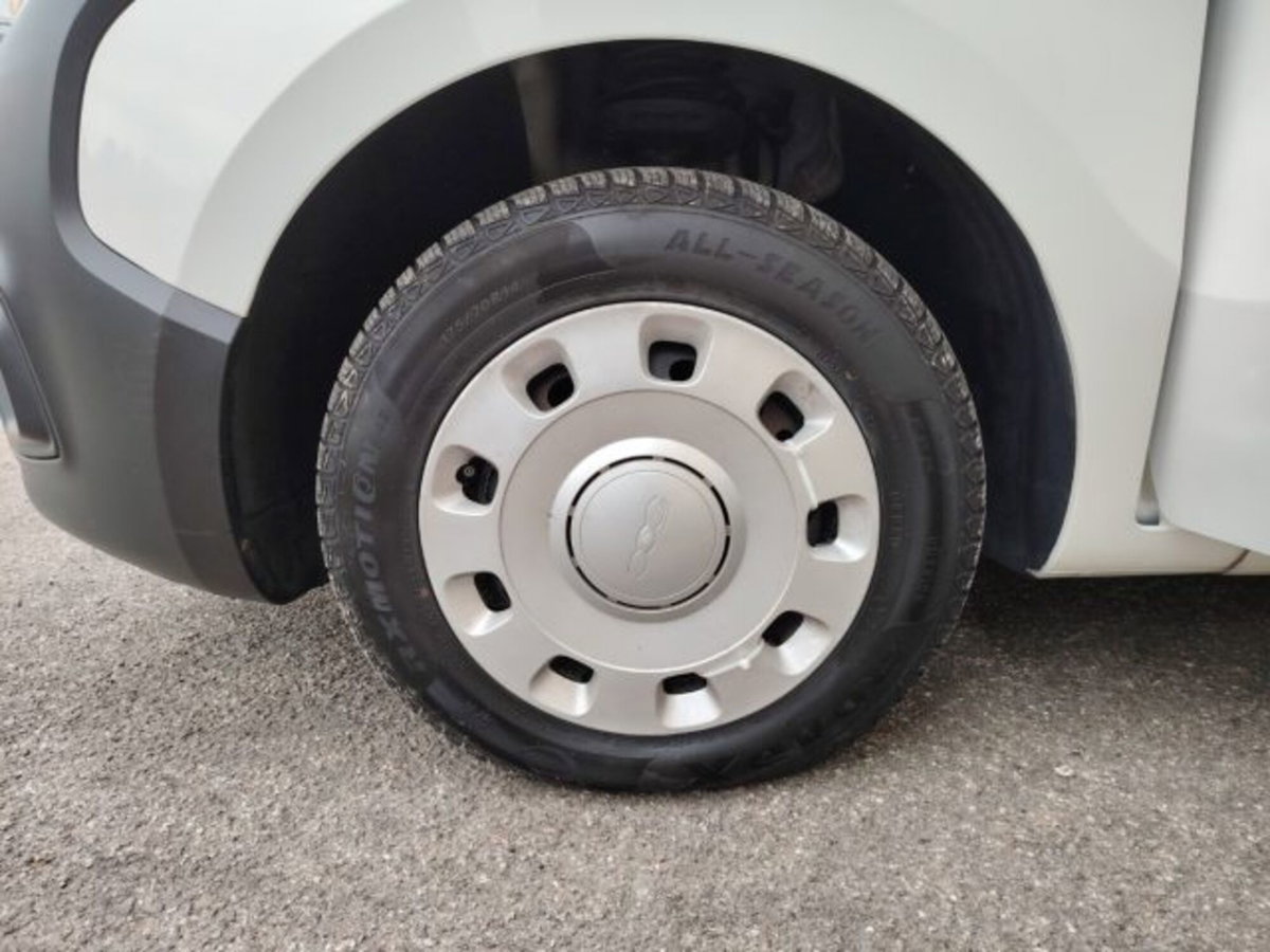 Fiat Fiorino 1.3 MJT 80CV Cargo (9)