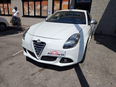 Alfa Romeo Giulietta 2.0 JTDm-2 Exclusive 140cv (3)