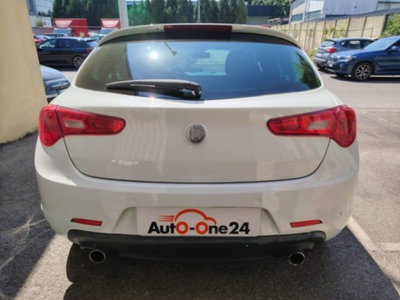 Alfa Romeo Giulietta 2.0 JTDm-2 Exclusive 140cv (6)