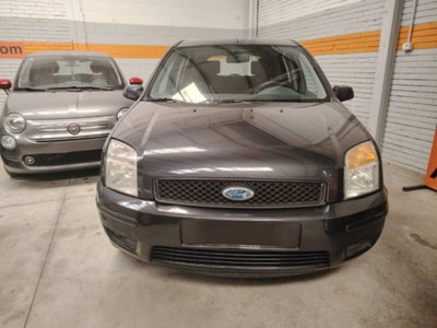 Ford Fusion 1.4 16V 5p. Titanium (2)