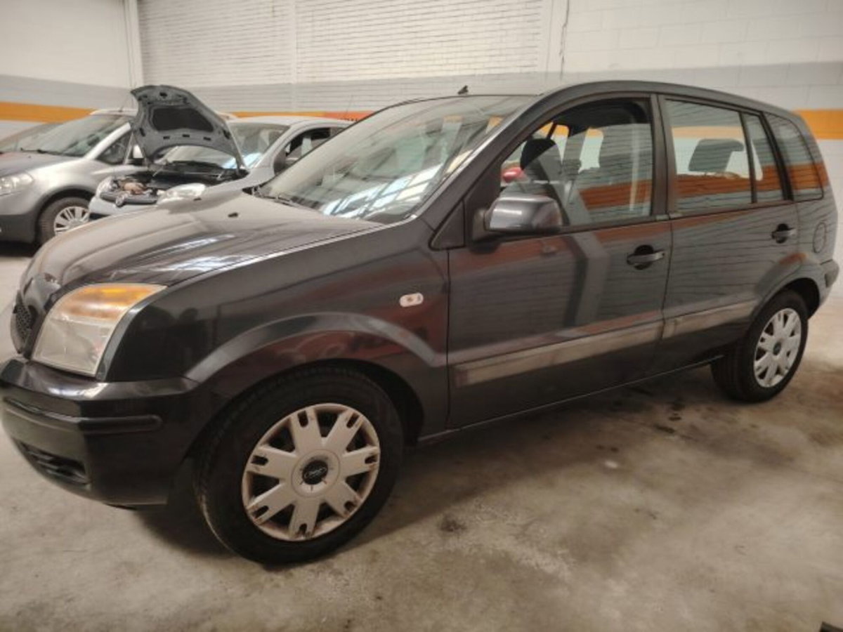 Ford Fusion 1.4 16V 5p. Titanium (4)