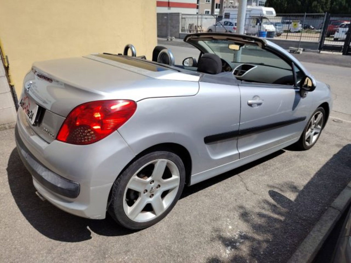 Peugeot 207 Cabrio HDi 110CV CC Tecno (12)