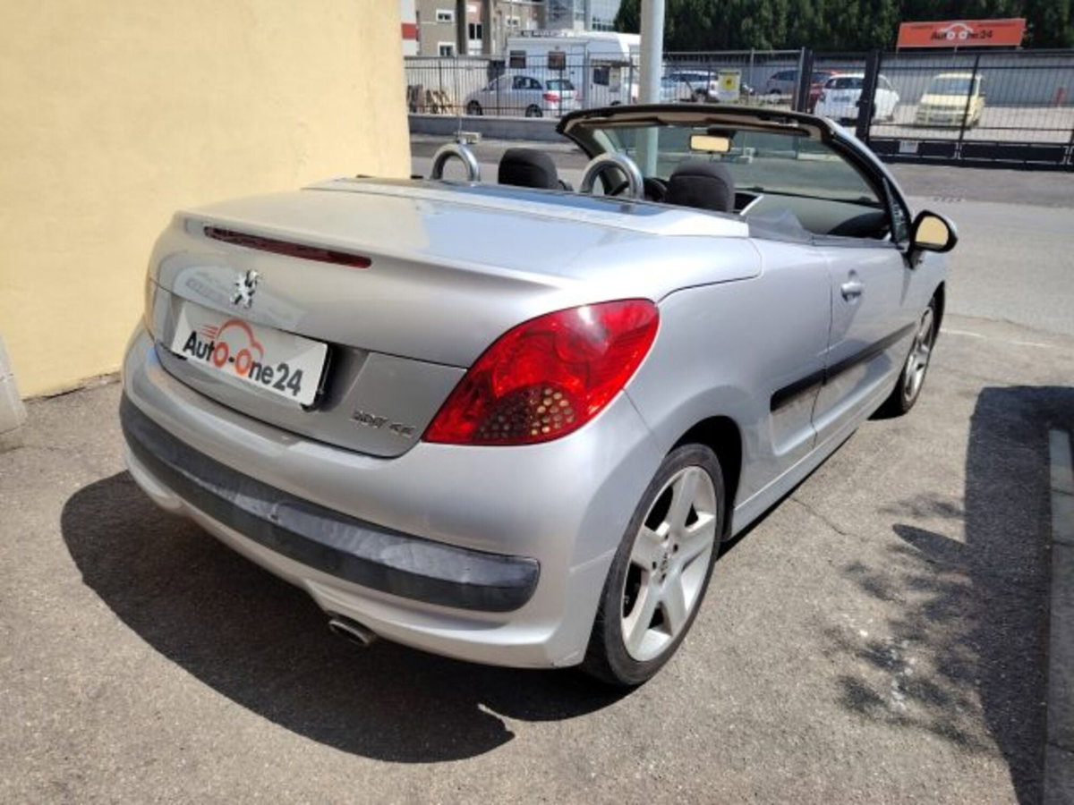 Peugeot 207 Cabrio HDi 110CV CC Tecno (13)