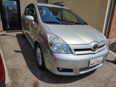 Toyota Corolla Verso 1.8 16V Sol (3)