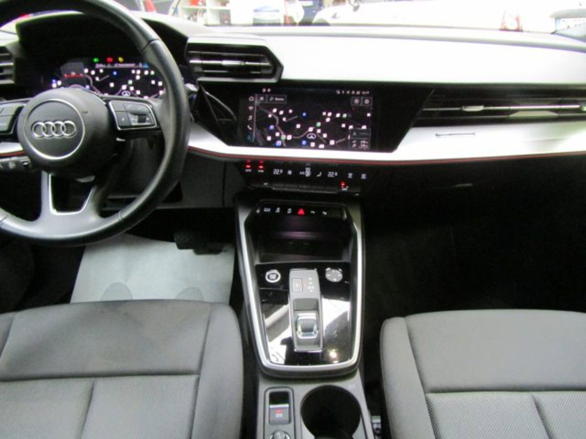 Audi A3 Sportback 30 TFSI Business Advanced (19)
