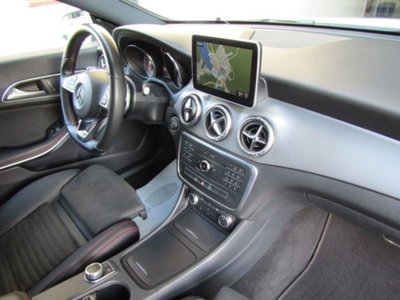 Mercedes-Benz CLA 220 CDI Automatic Premium (14)