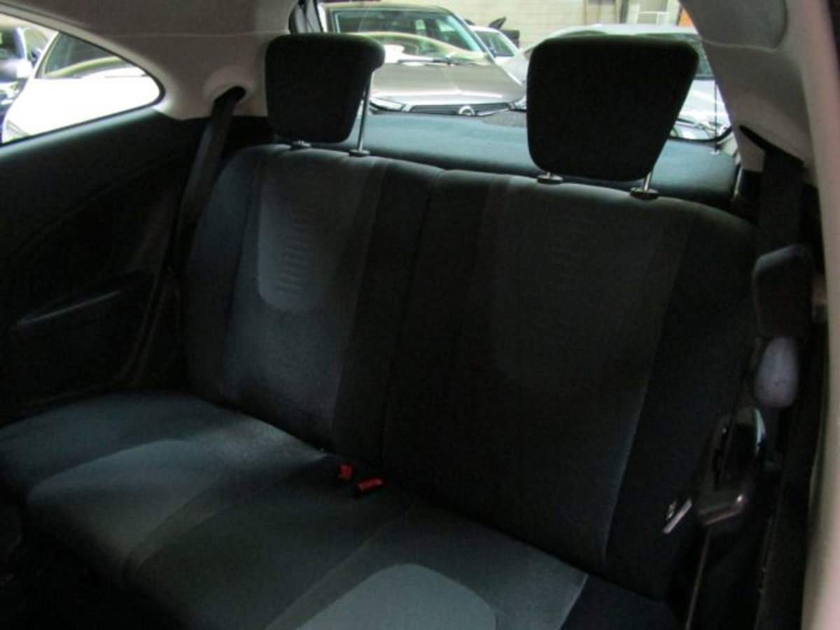 Ford Ka 1.2 8V 69CV (11)