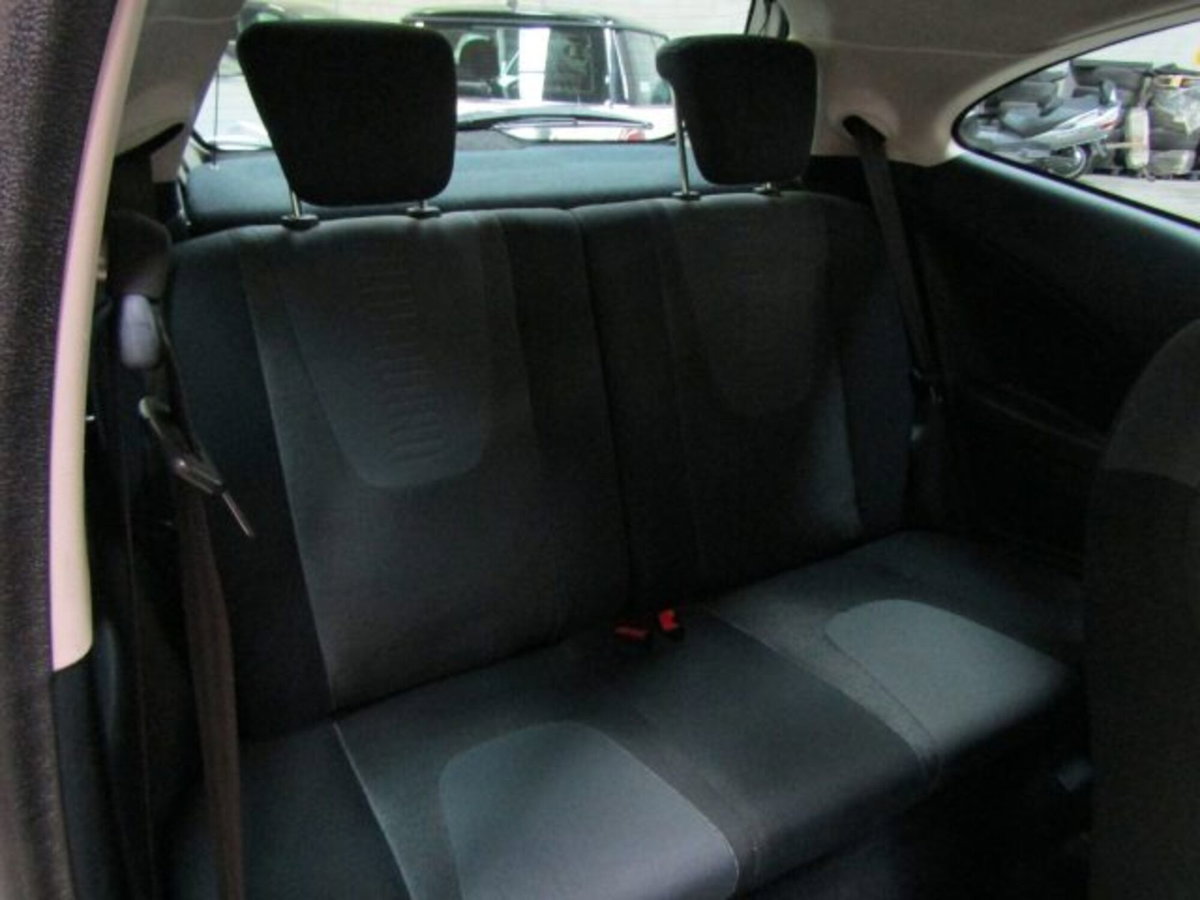 Ford Ka 1.2 8V 69CV (12)