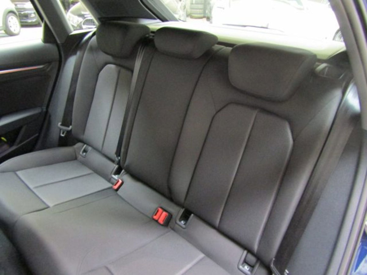 Audi A3 Sportback 30 TFSI Business Advanced (11)