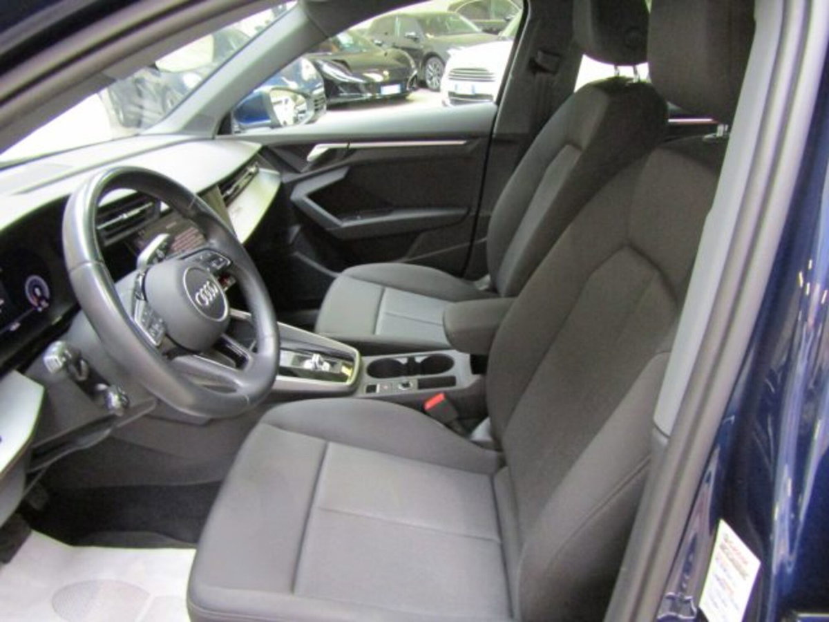 Audi A3 Sportback 30 TFSI Business Advanced (7)