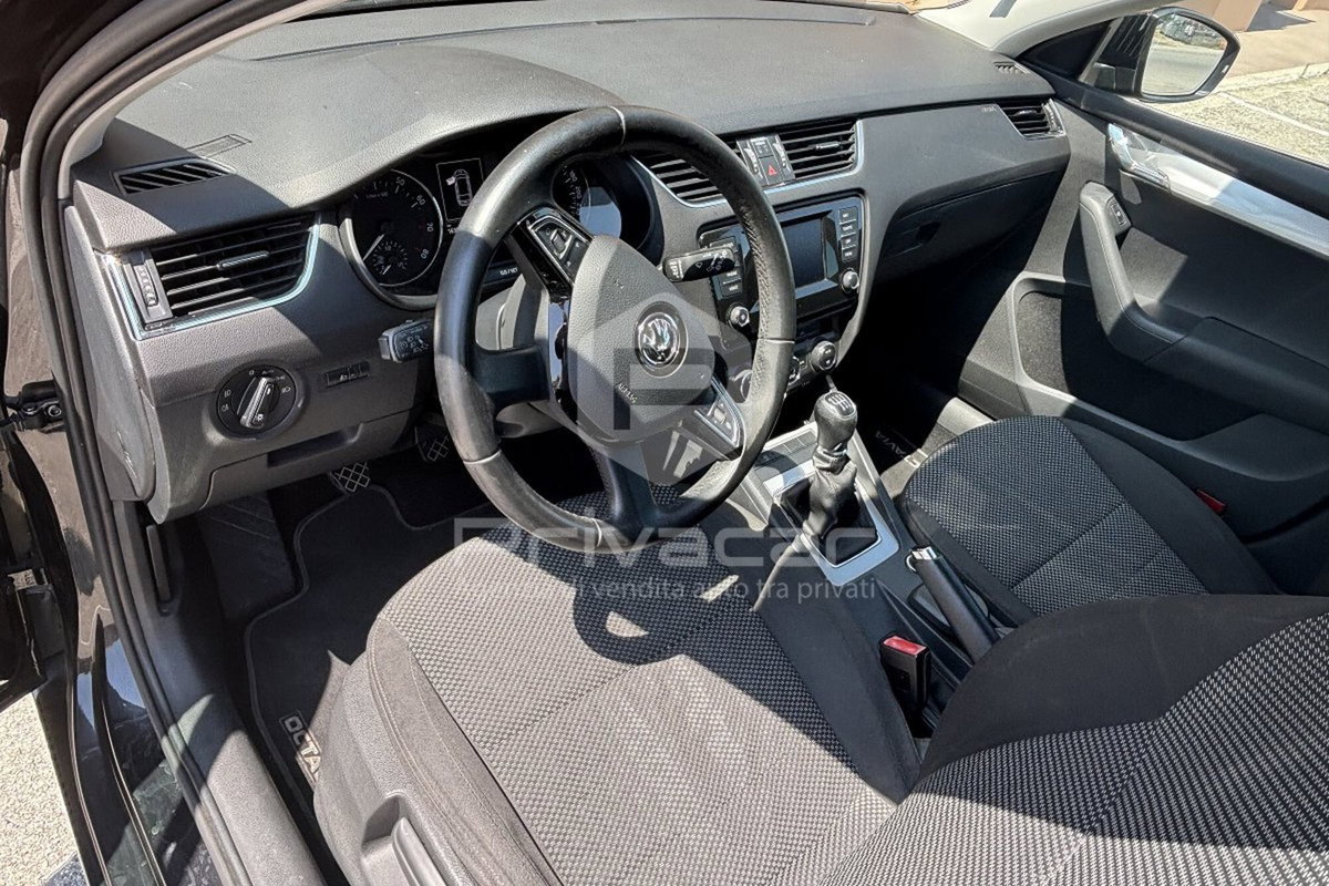 Skoda Octavia Station Wagon 1.4 TSI Wagon Executive G-Tec (9)
