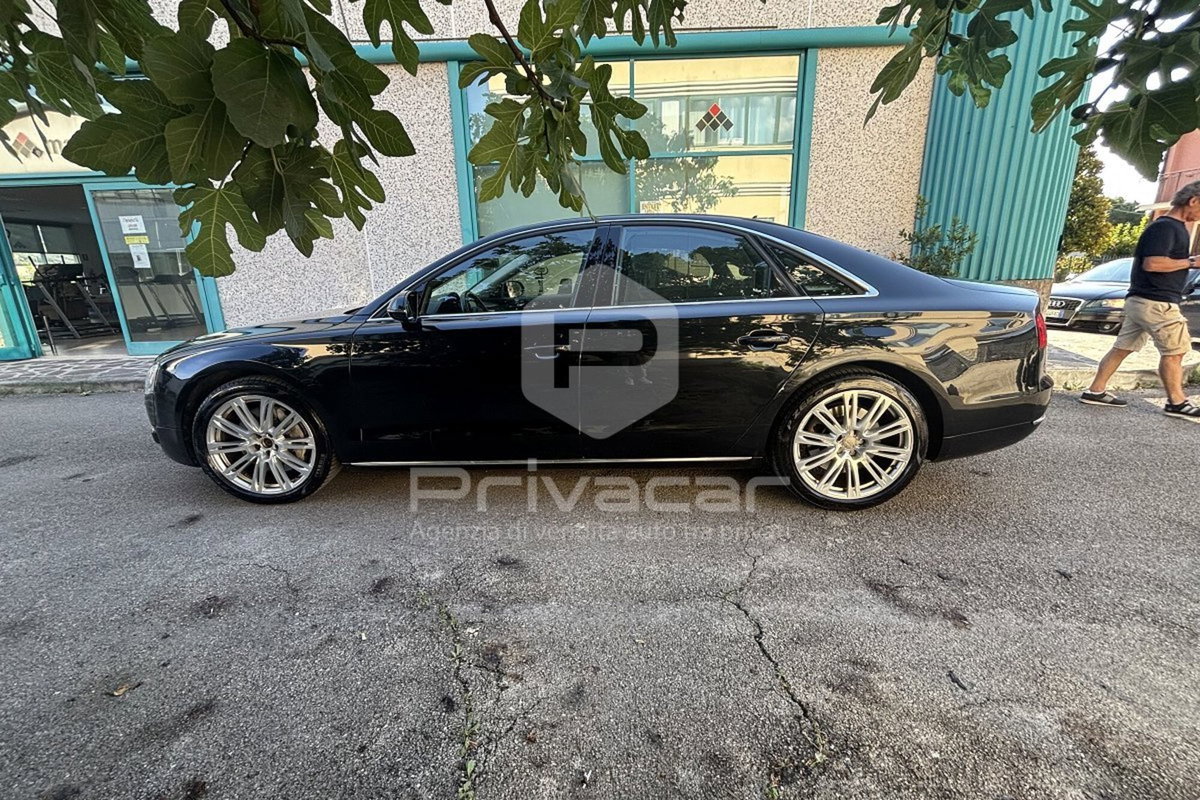 Audi A8 4.2 V8 TDI quattro tiptronic (8)