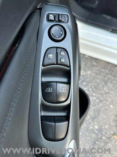 Nissan Juke 1.0 dig-t N-Connecta 114cv (16)