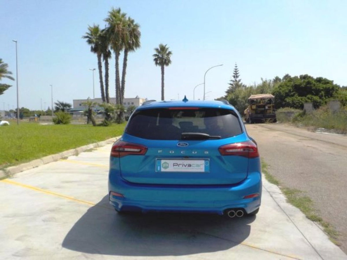 Ford Focus Station Wagon 1.0 EcoBoost Hybrid 155 CV SW ST-Line (7)
