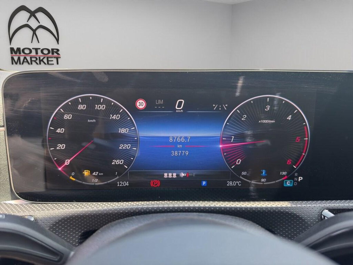 Mercedes-Benz Classe A 200 d AMG Line Advanced Plus auto (11)