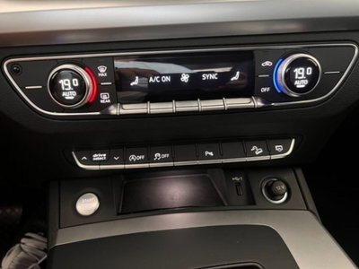 Audi Q5 40 TDI 204 CV quattro S tronic S line plus (11)