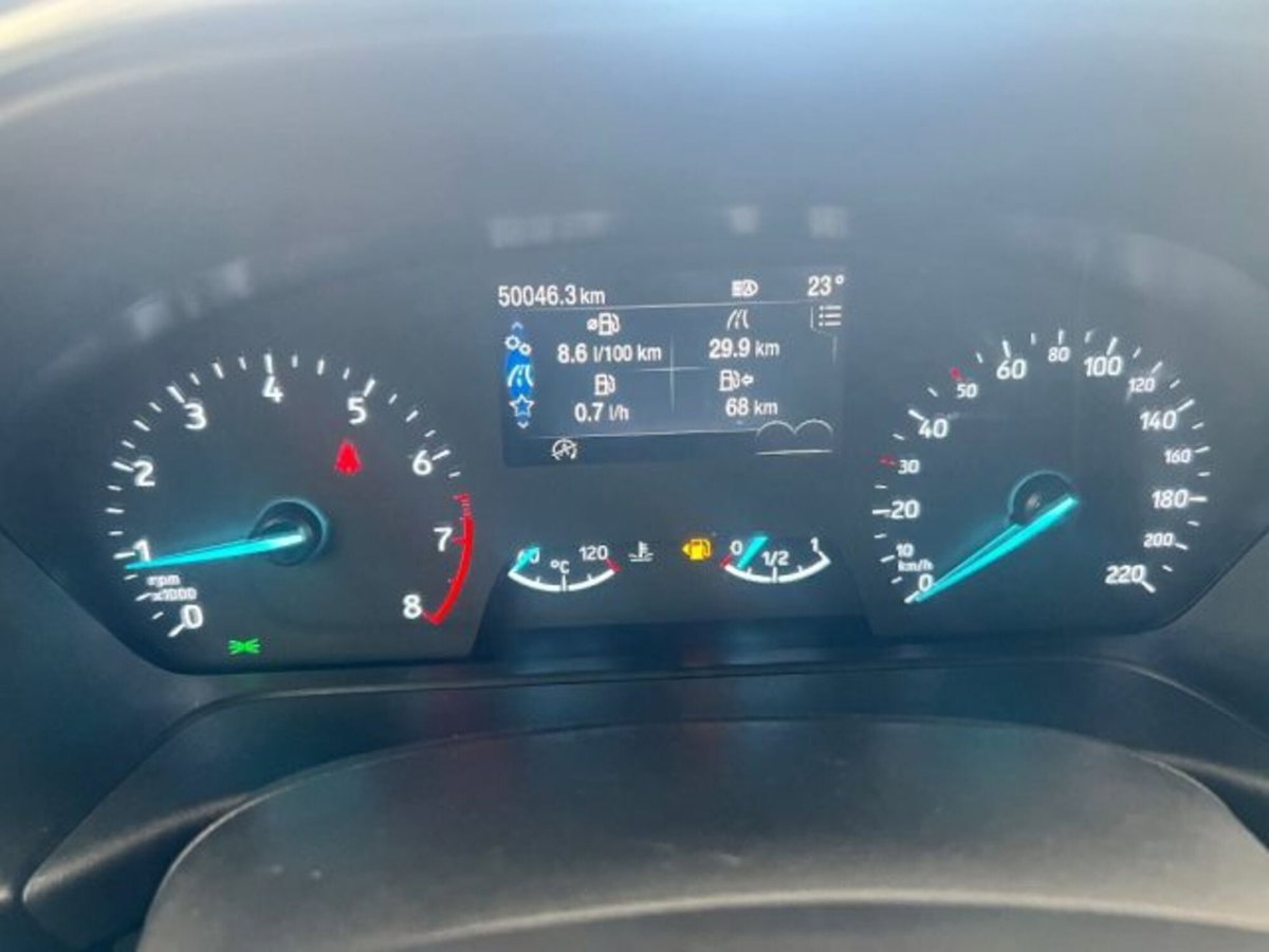 Ford Fiesta 1.0 Ecoboost Hybrid 125 CV 5 porte Titanium (10)