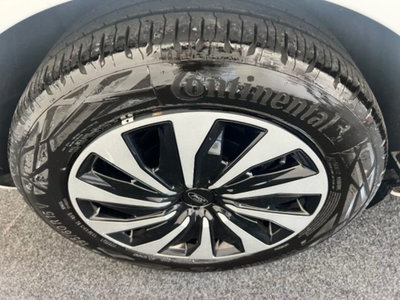 Ford Fiesta 1.0 Ecoboost Hybrid 125 CV 5 porte Titanium (13)