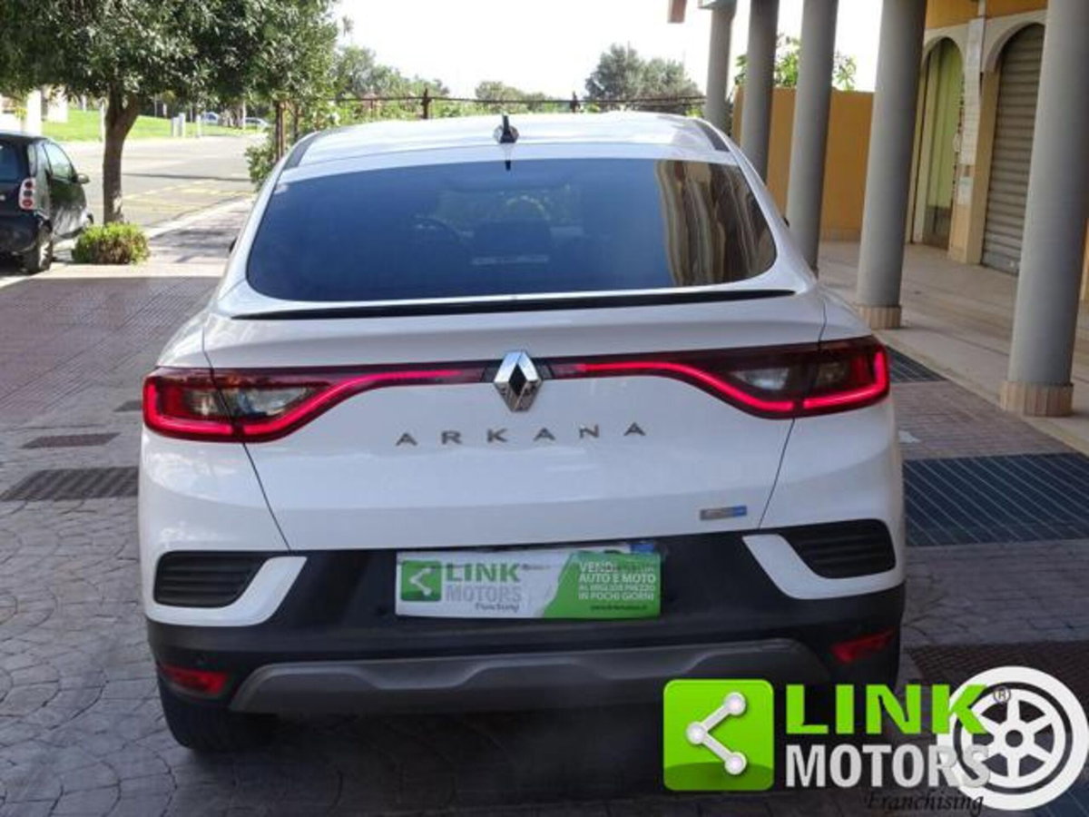 Renault Arkana E-Tech 145 CV Intens (5)